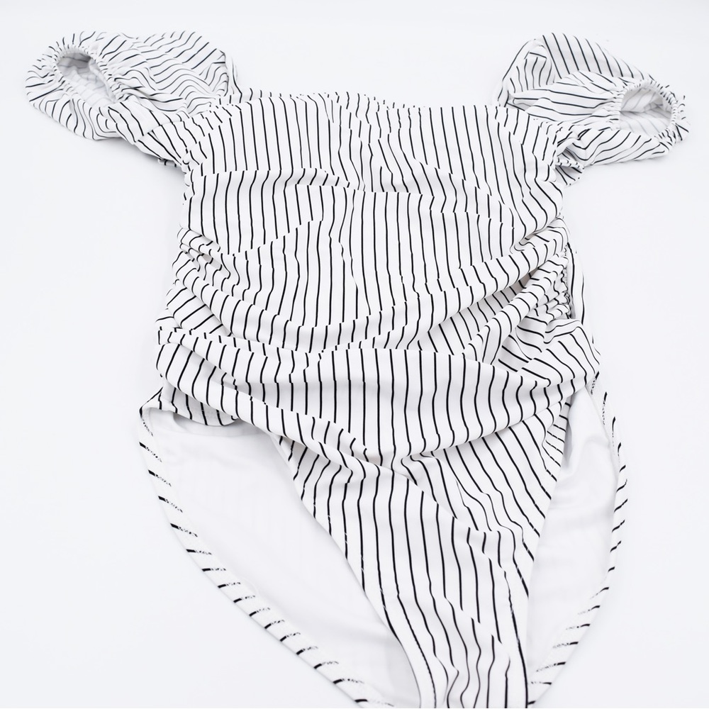 PINK DESERT Puff Sleeve One Piece Swimsuit Size M